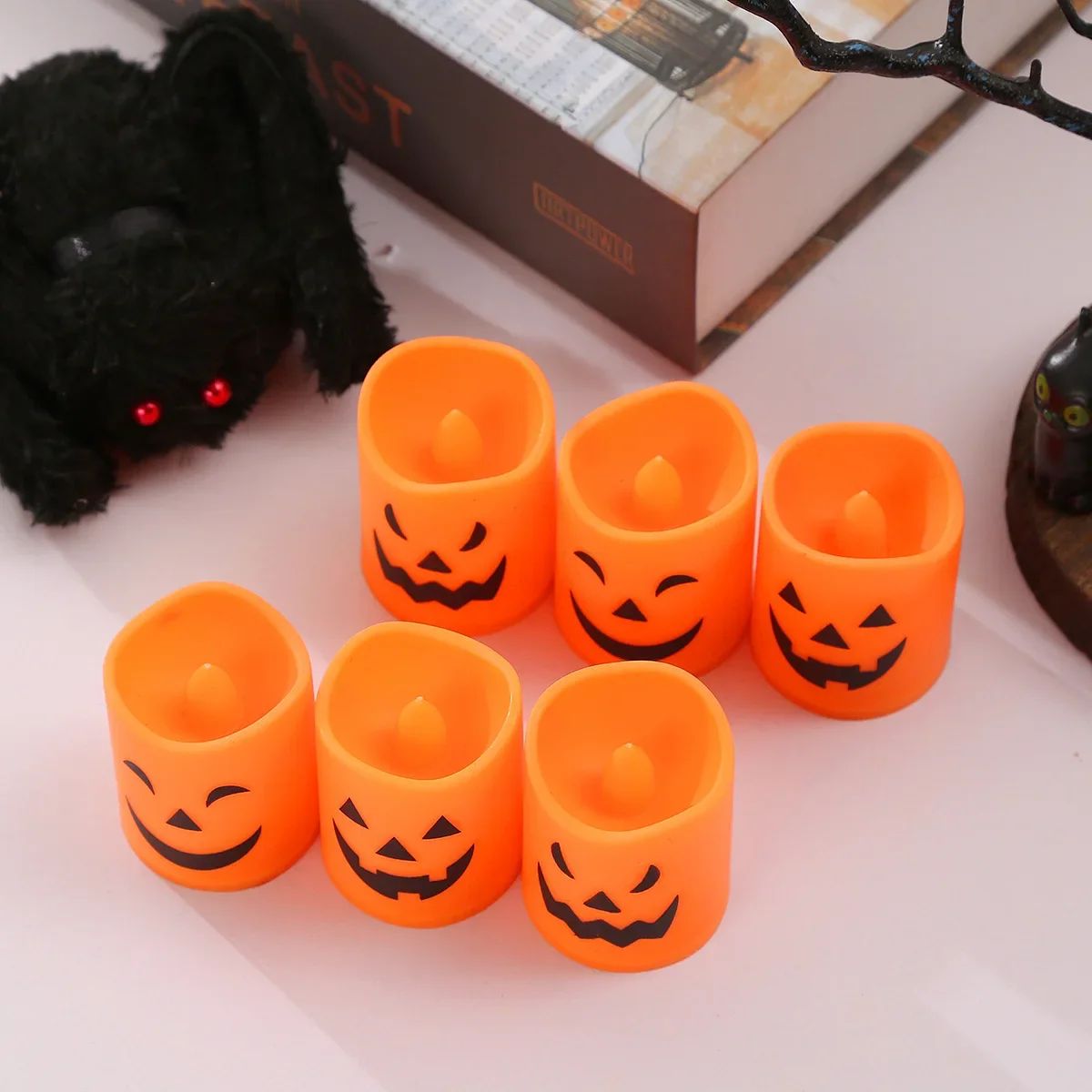 Set de 6 Velas LED Eléctricas con Caritas de Halloween SpookyGlow | Coroez - Imagen 2
